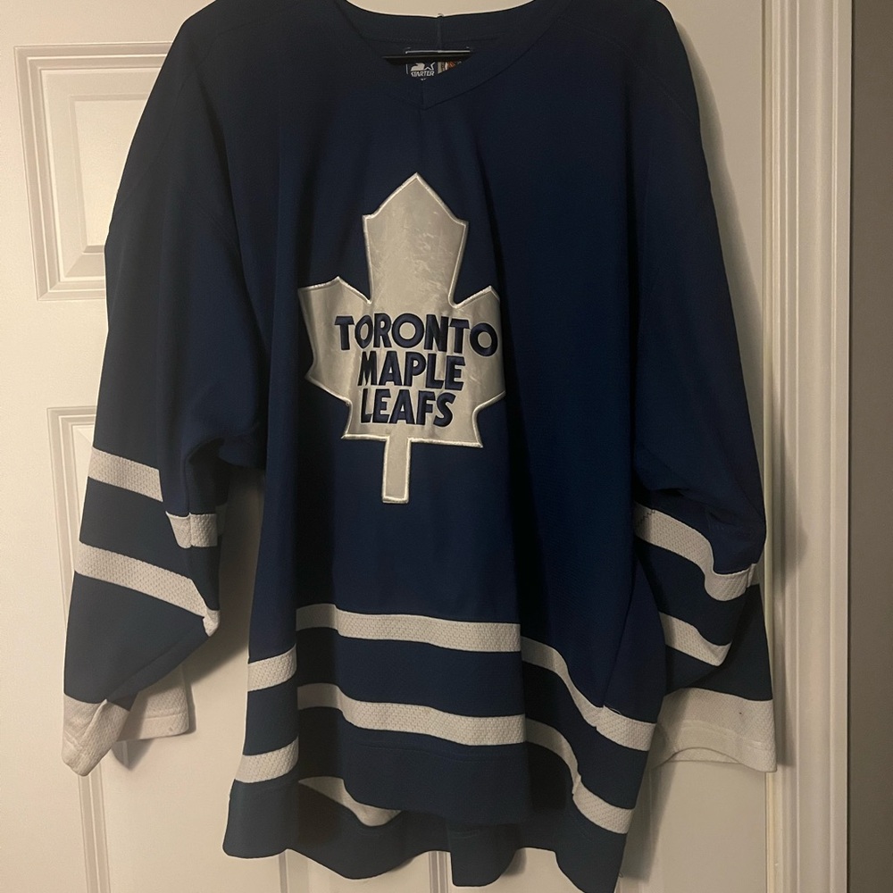 Toronto Maple Leafs Jersey